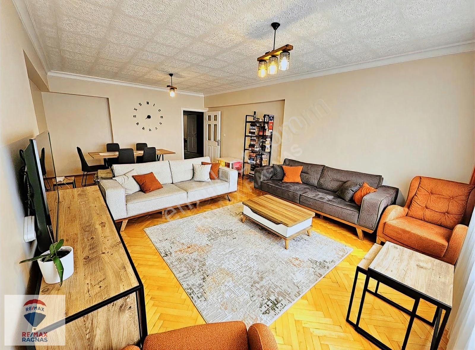 Taşdelenin Kalbinde Teraslı Çatı Dubleksi Keyifli Yaşam Alanı - Görsel 22