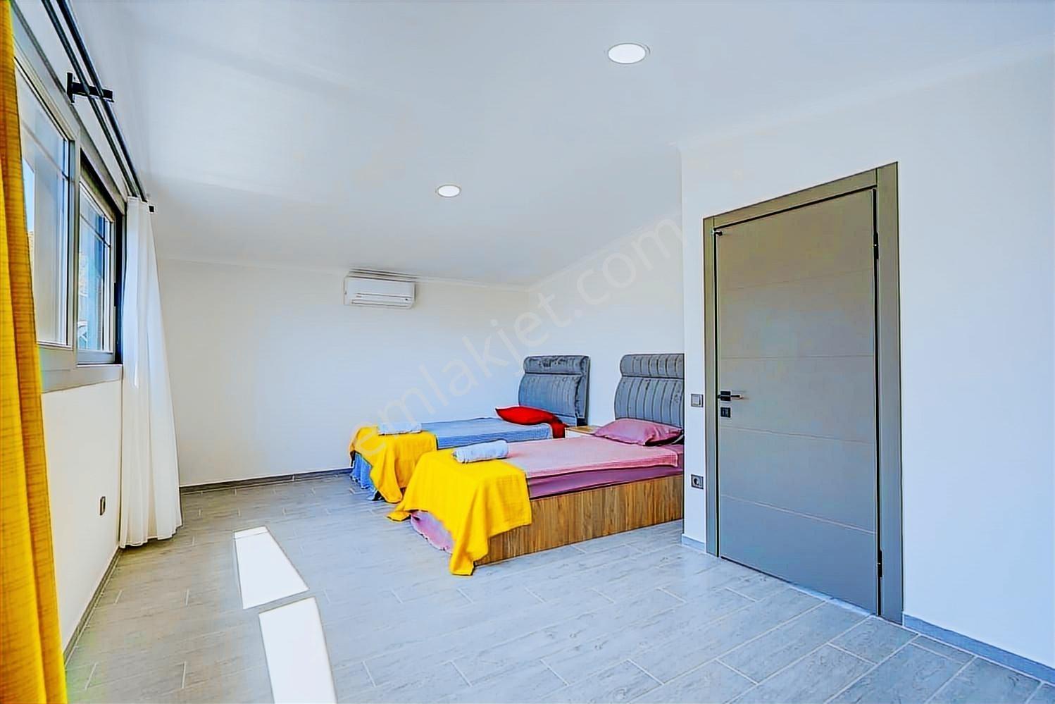 Fethiye Karagedikte Satılık 4+1 Havuzlu Müstakil Villa - Görsel 24