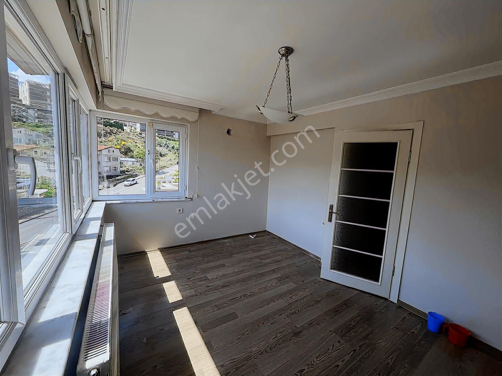 Şerefiyesi Yüksek Köşe Konumda Deniz Ve Doğa Manz.ikiz Villa - Görsel 23