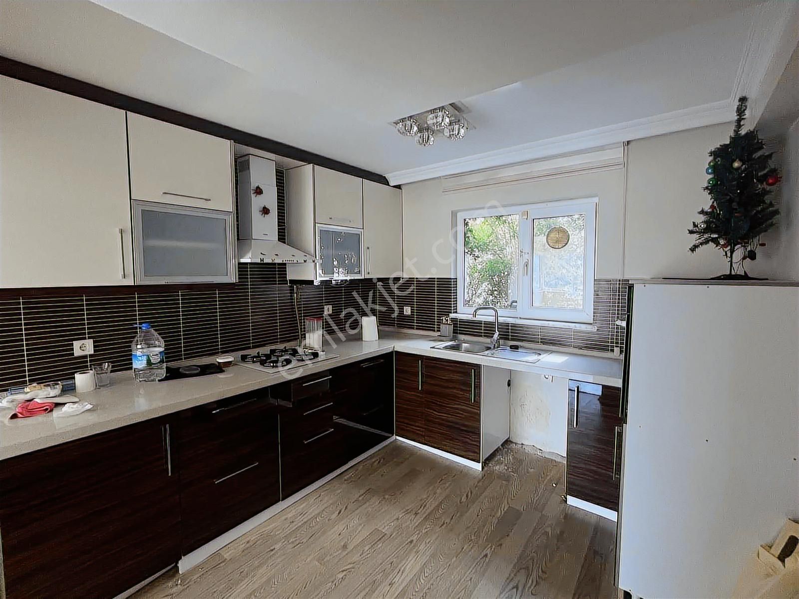 Şerefiyesi Yüksek Köşe Konumda Deniz Ve Doğa Manz.ikiz Villa - Görsel 15