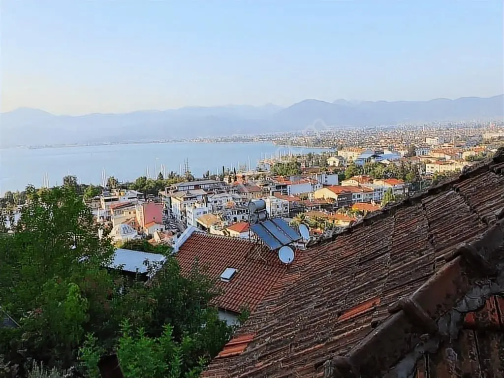 Fethiye Karagözler'de Deniz Manzaralı Satılık Ev Ve Arsasi - Görsel 2