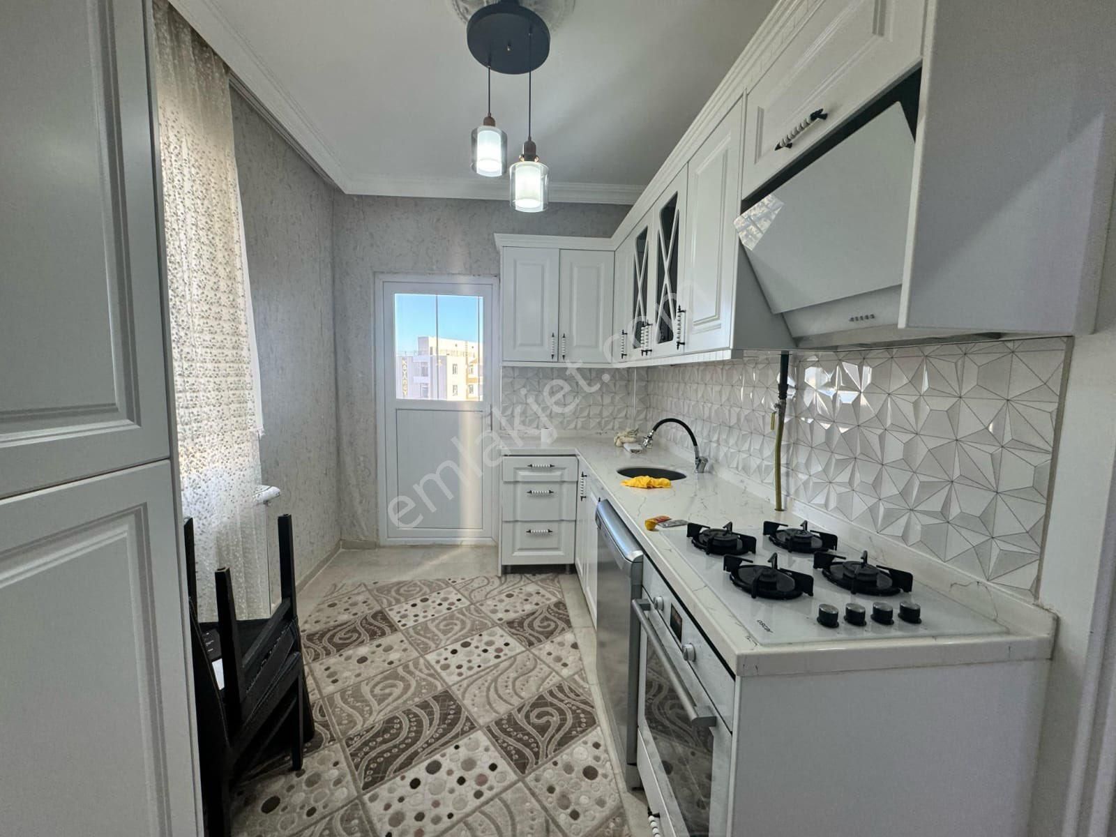 Seyrantepe Mah Full Eşyalı Ara Kat Süper Daire - Görsel 8