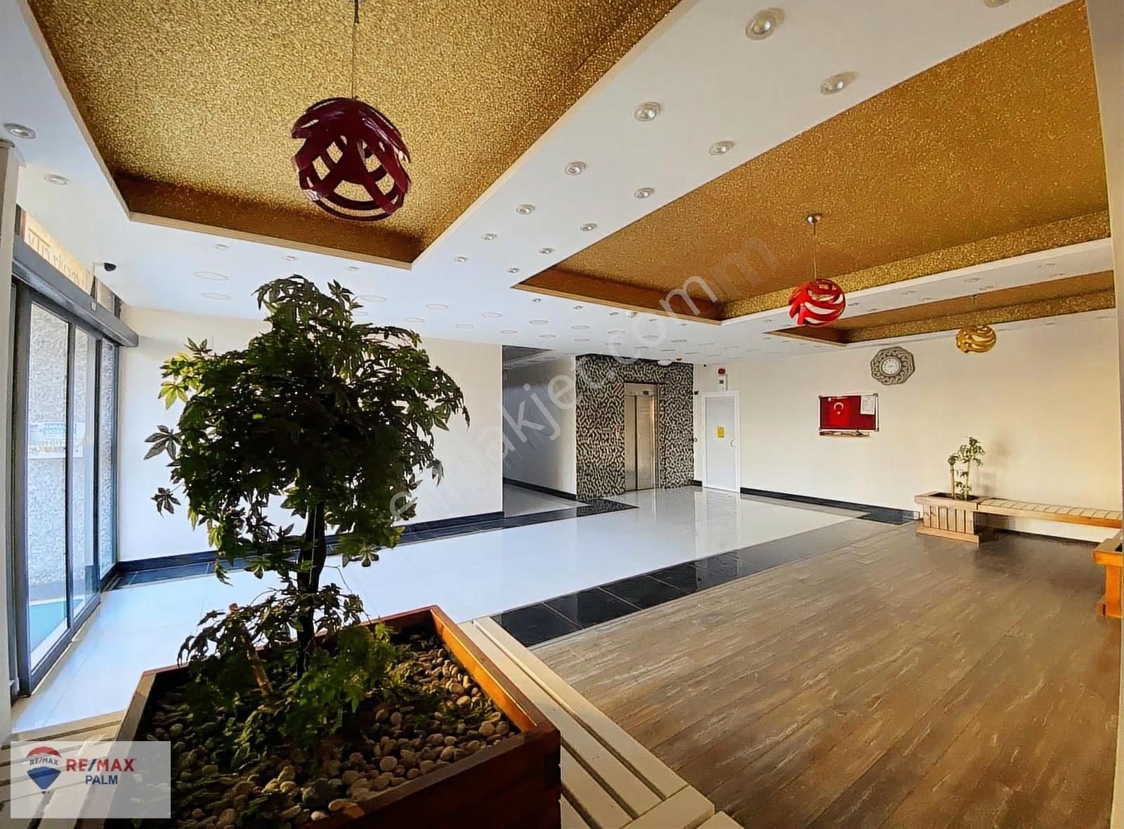 Remax Palm'den Soli Center Civarı Kiralık 2+1 Daire - Görsel 2