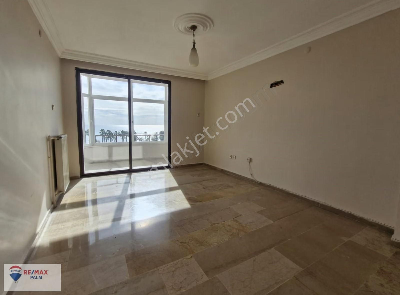 Remax Palm'den 5 Balkonlu Full Deniz Manzaralı Kiralık 4+1 Daire - Görsel 6