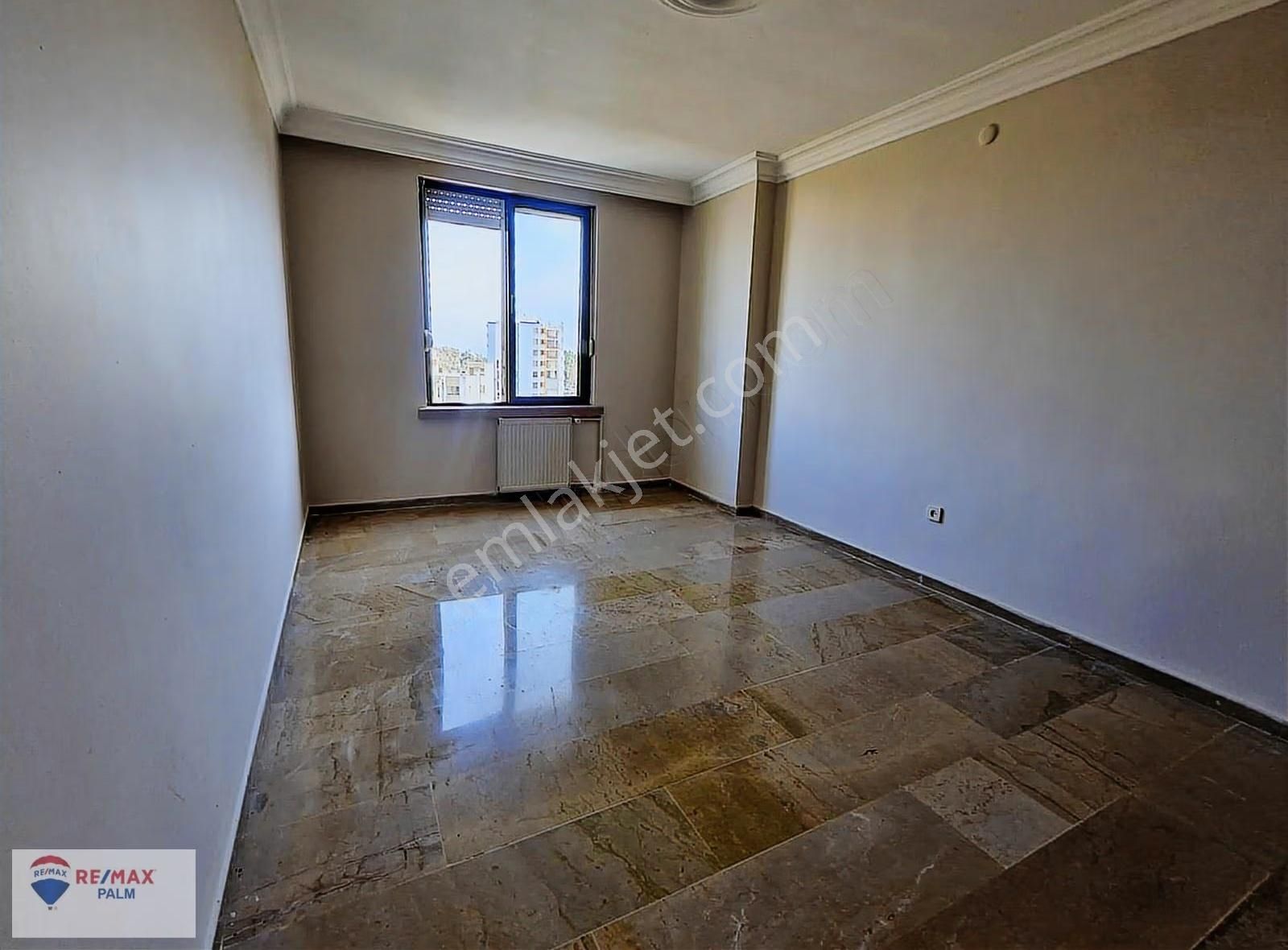 Remax Palm'den 5 Balkonlu Full Deniz Manzaralı Kiralık 4+1 Daire - Görsel 14