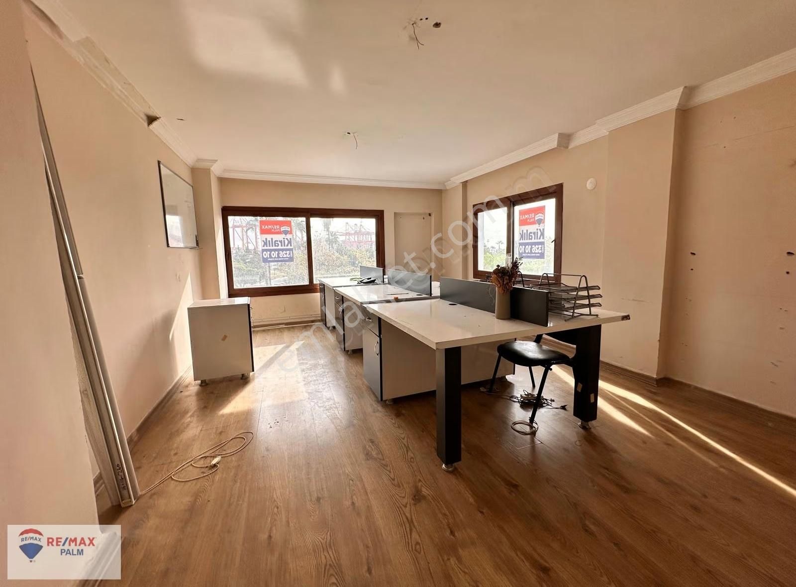 Remax Palm'den Liman Karşısı 5 Odalı Prestijli Kiralık Ofis - Görsel 13