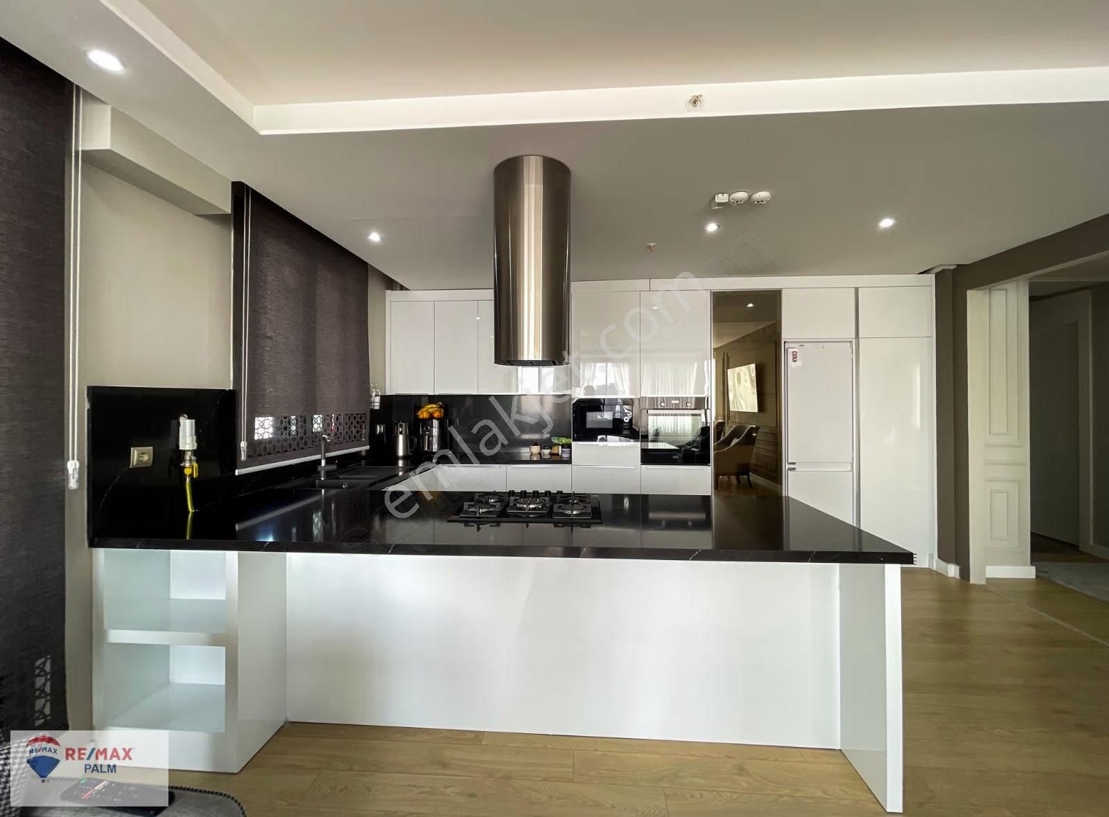 Remax Palm'den Best Life'da 5+1 Satılık Lüks Daire - Görsel 21