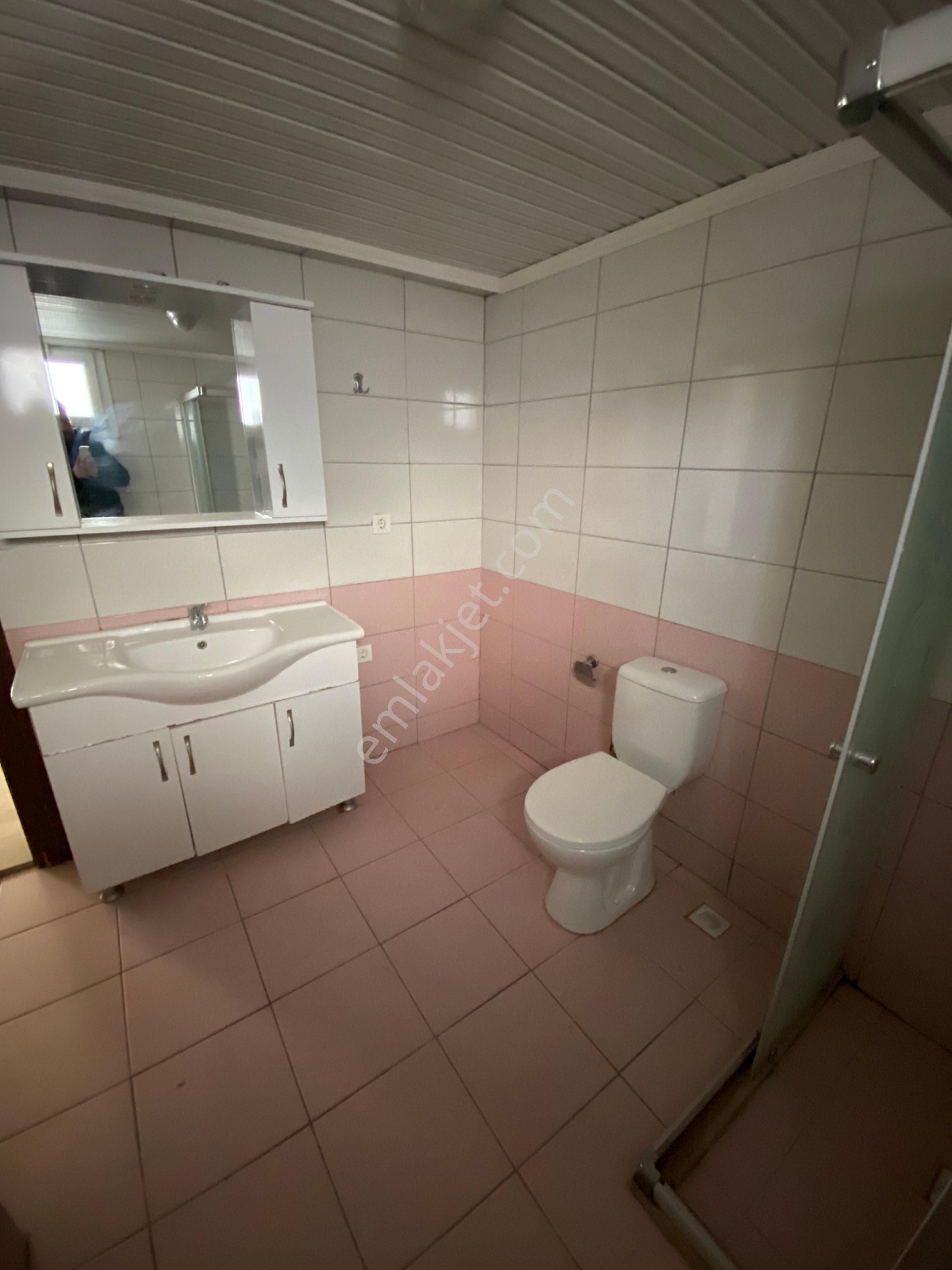 Yelki’de Merkezi Konumda 4+1 Doğalgazlı Geniş Ara Kat Daire… - Görsel 9