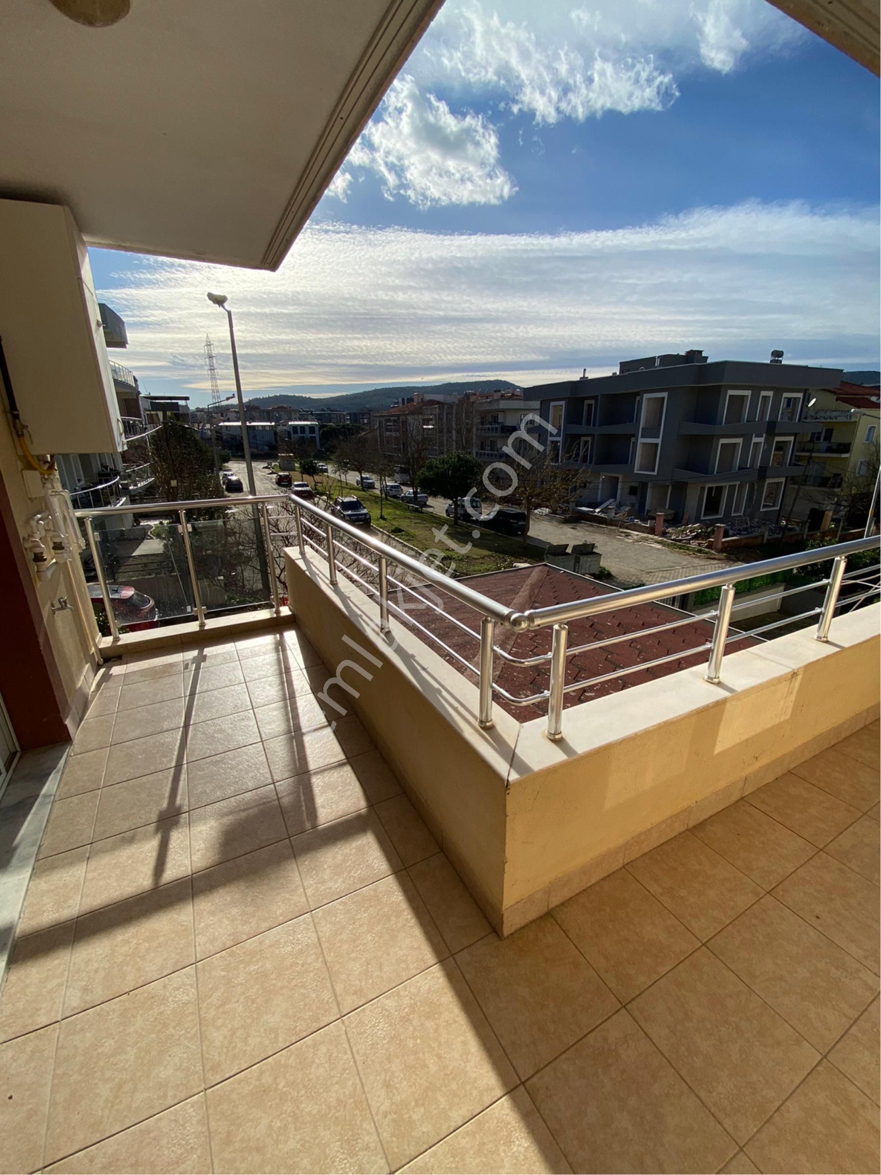 Yelki’de Merkezi Konumda 4+1 Doğalgazlı Geniş Ara Kat Daire… - Görsel 4