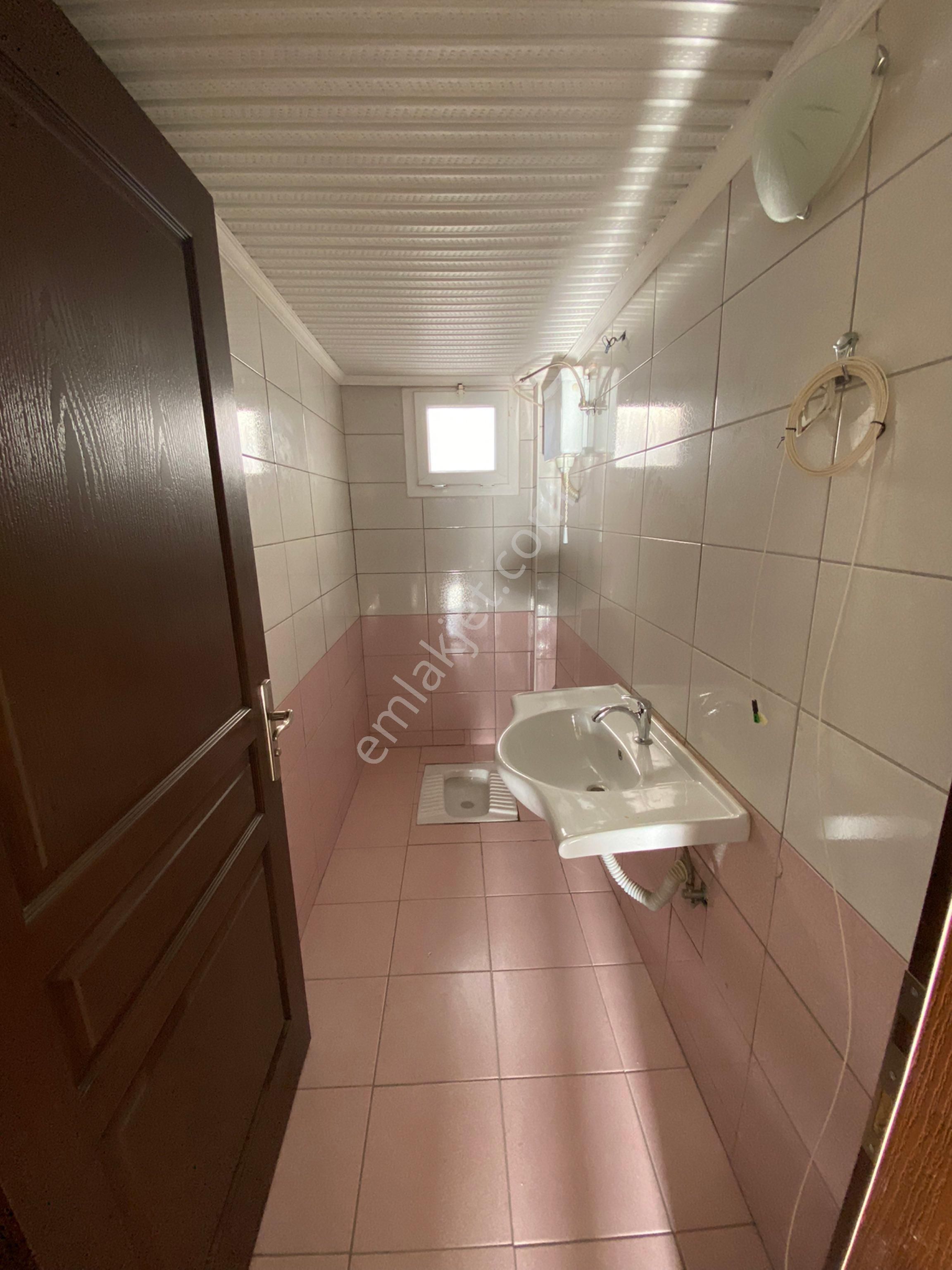 Yelki’de Merkezi Konumda 4+1 Doğalgazlı Geniş Ara Kat Daire… - Görsel 8