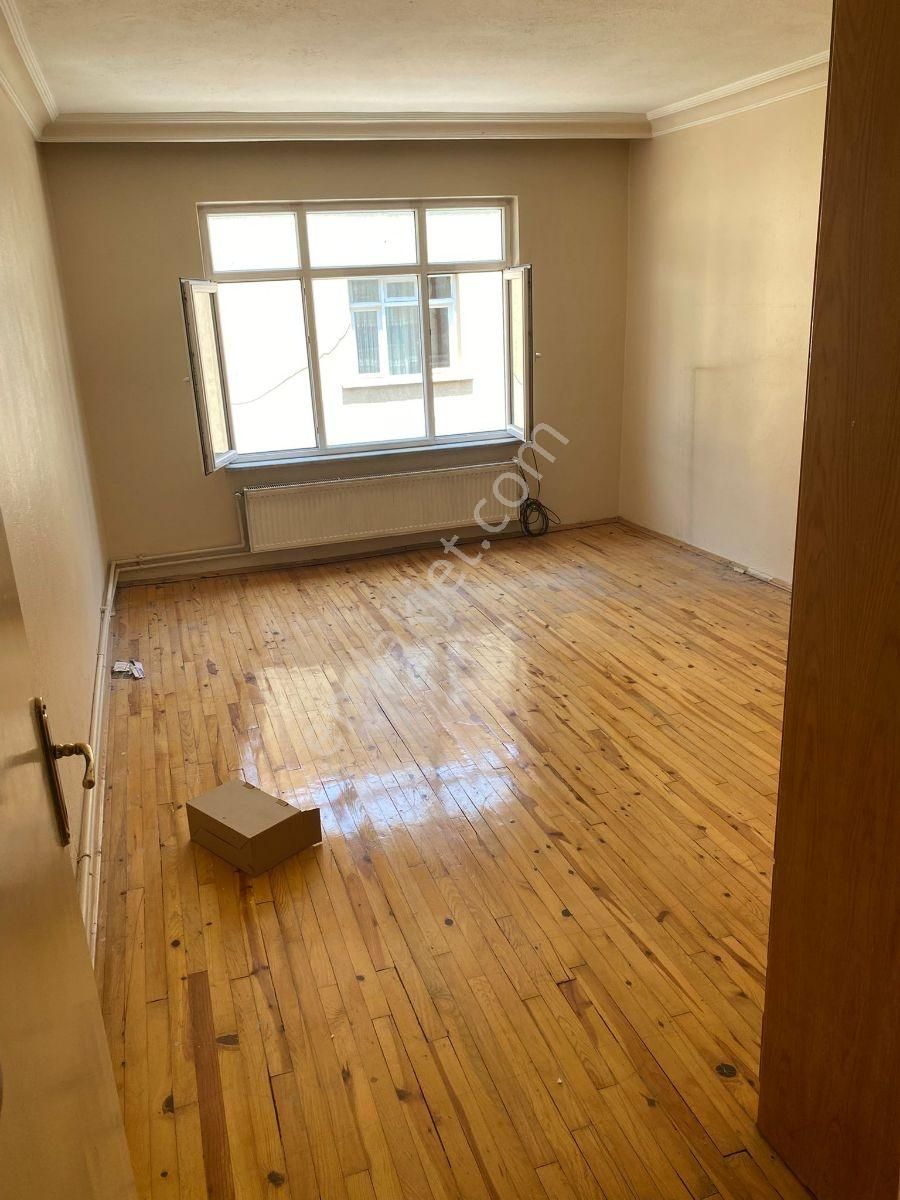 İstanbul Caddesi Arakat Satılık Geniş Daire - Görsel 8