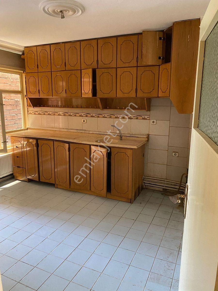 İstanbul Caddesi Arakat Satılık Geniş Daire - Görsel 6