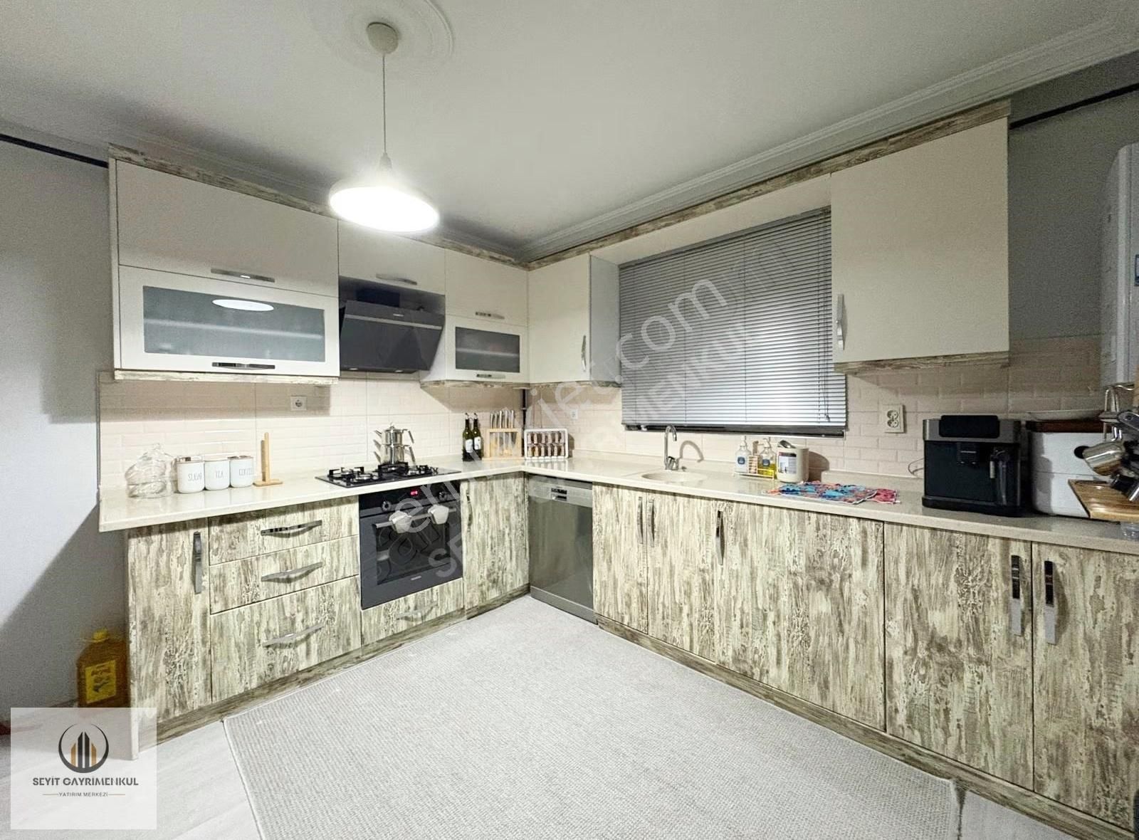 ▄seyit Gayrimenkul▄duralialıç Mah.ana Cadde Yakını Sitede 5.kat