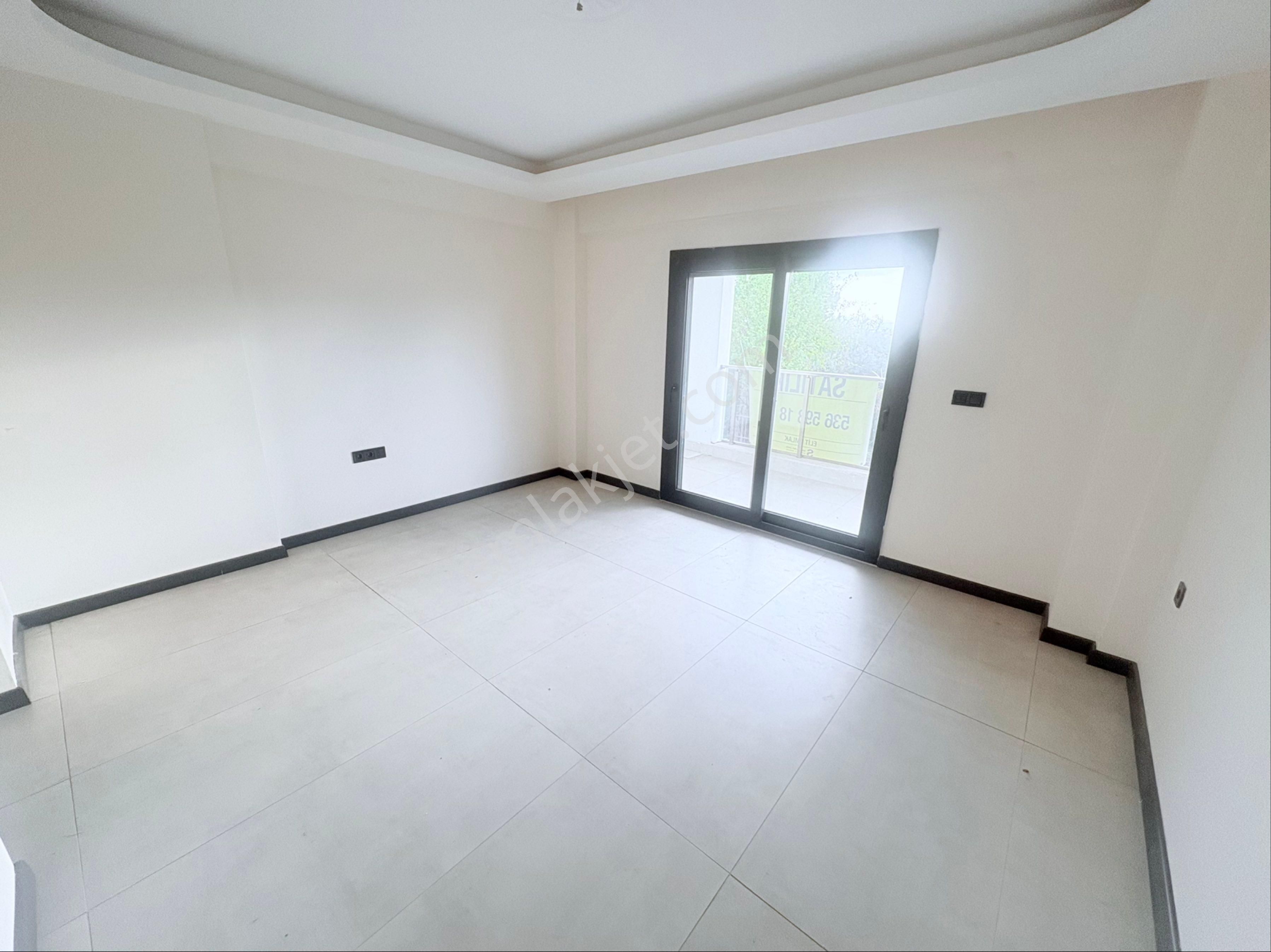 Havuzlu Müstakil Bahçeli Kapalı Mutfak 4+1 Tripleks Villa - Görsel 22