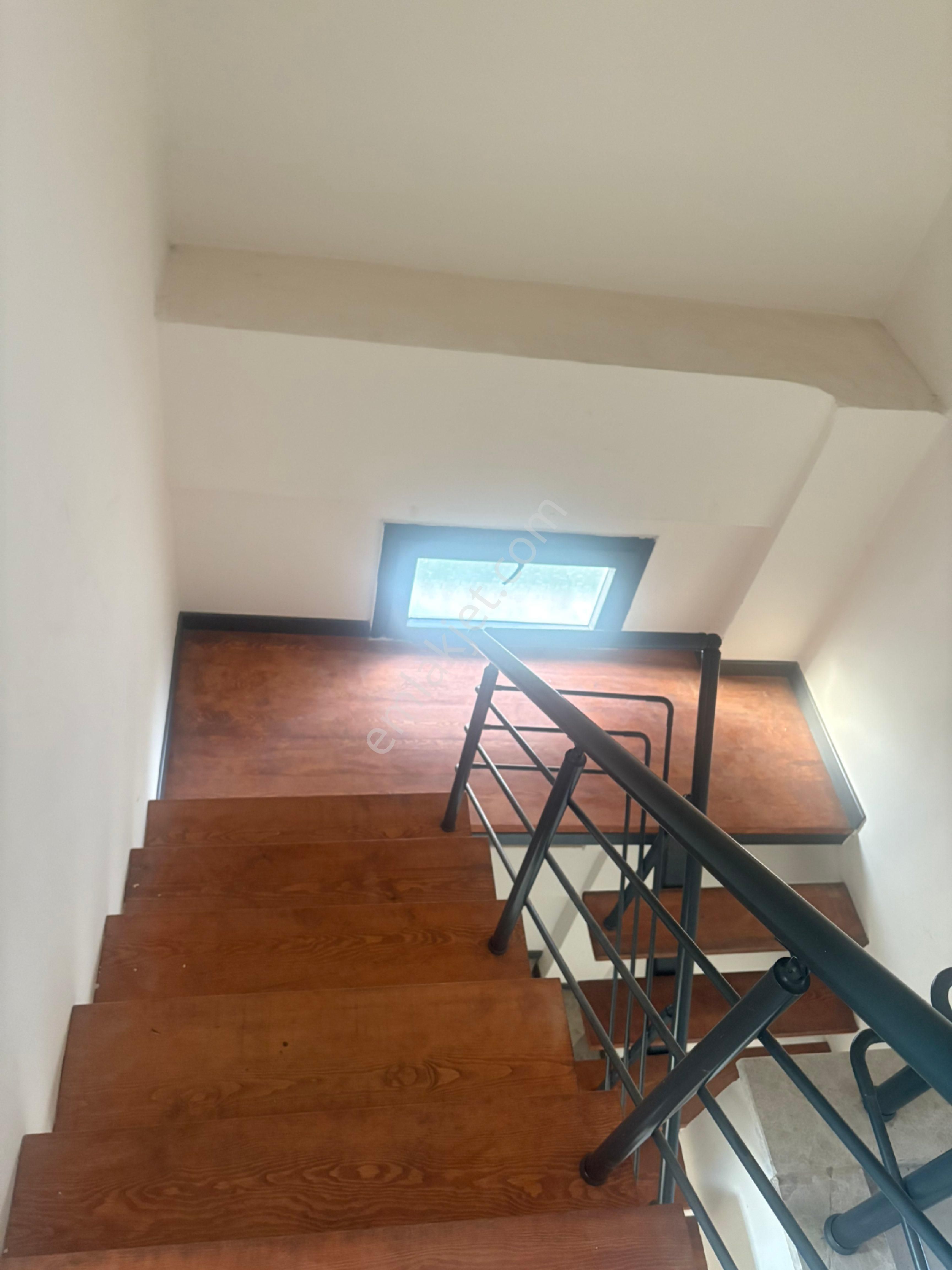 Havuzlu Müstakil Bahçeli Kapalı Mutfak 4+1 Tripleks Villa - Görsel 29