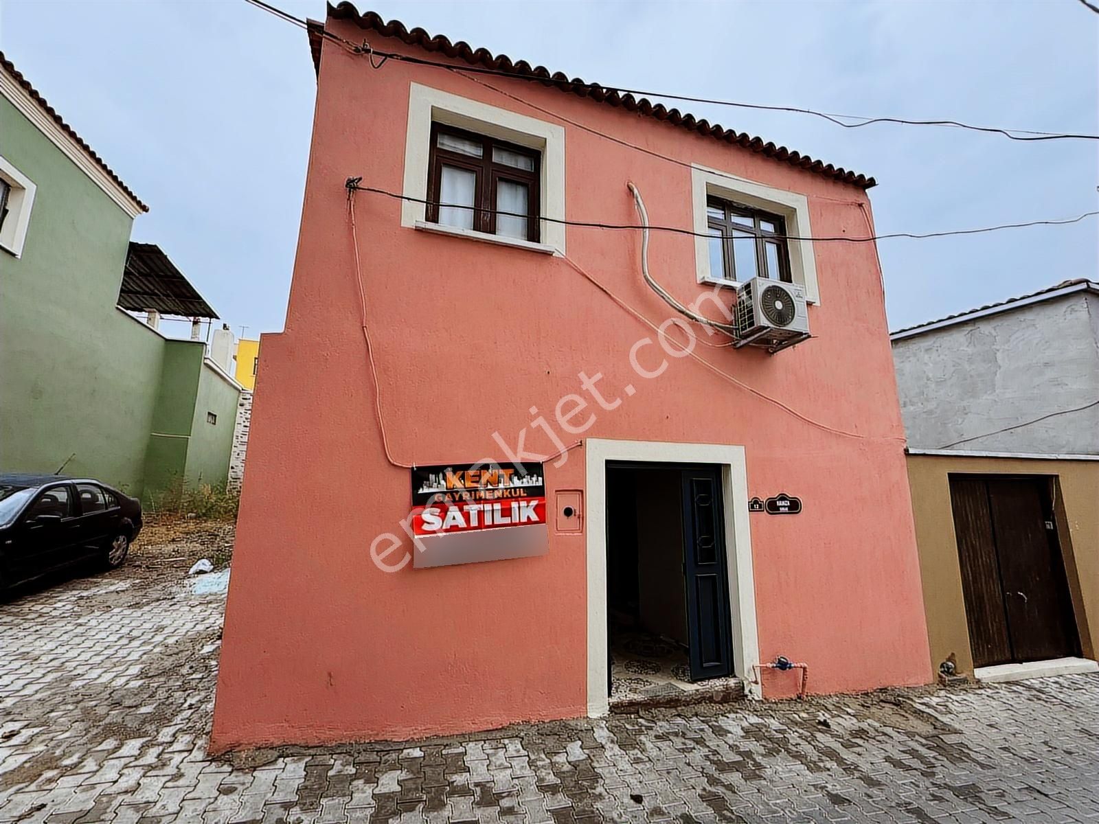 Bayındır Hacıbeşir Mahallesi'nde Mükemmel Müstakil Ev