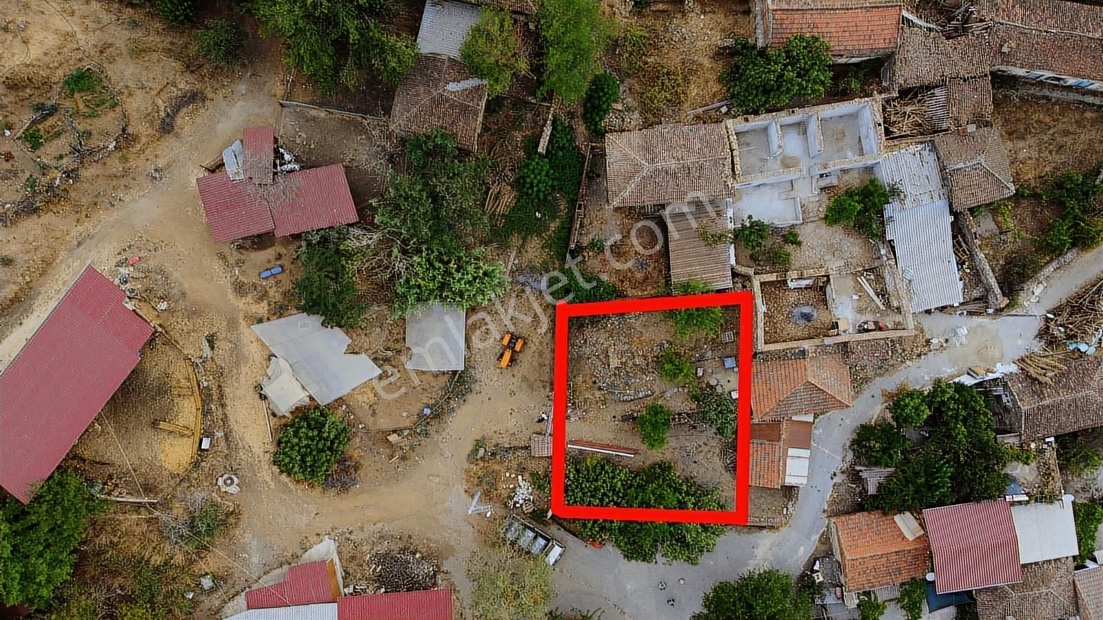 Kent Gayrimenkul'den Tire Peşrefli'de Numaratajlı Arsa - Görsel 2