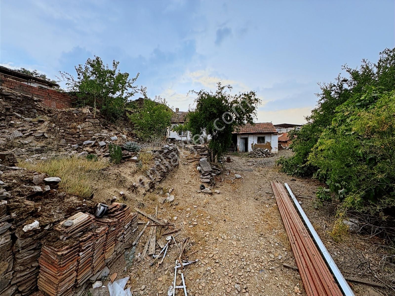 Kent Gayrimenkul'den Tire Peşrefli'de Numaratajlı Arsa - Görsel 2