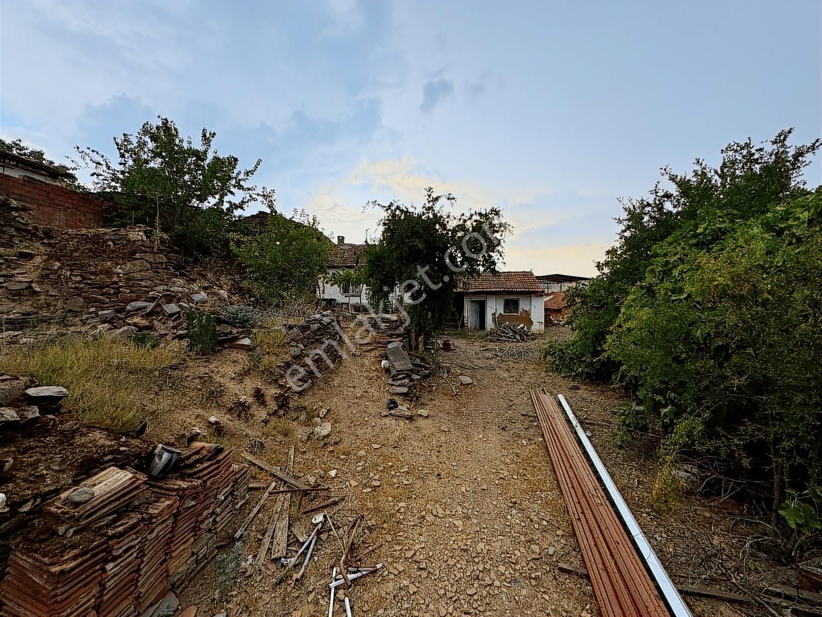 Kent Gayrimenkul'den Tire Peşrefli'de Numaratajlı Arsa - Görsel 14