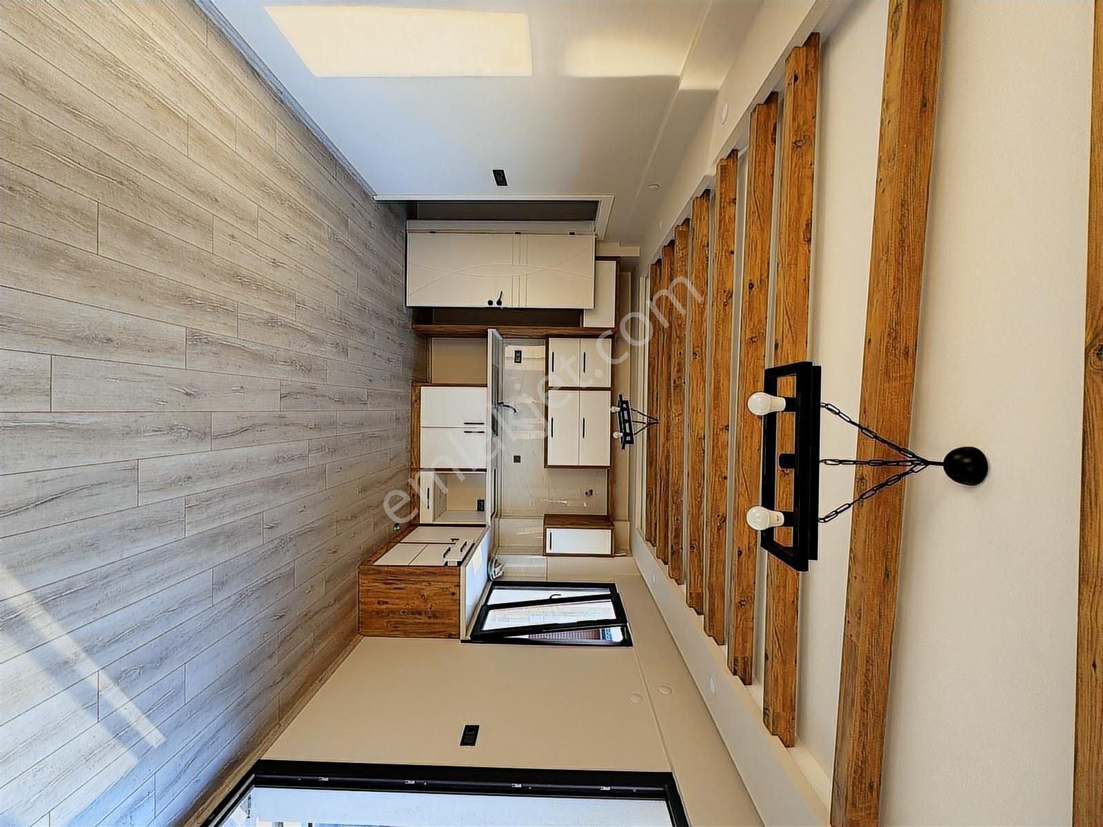 Kent Gayrimenkul'den Satılık Denize Yakın Ara Kat Daire