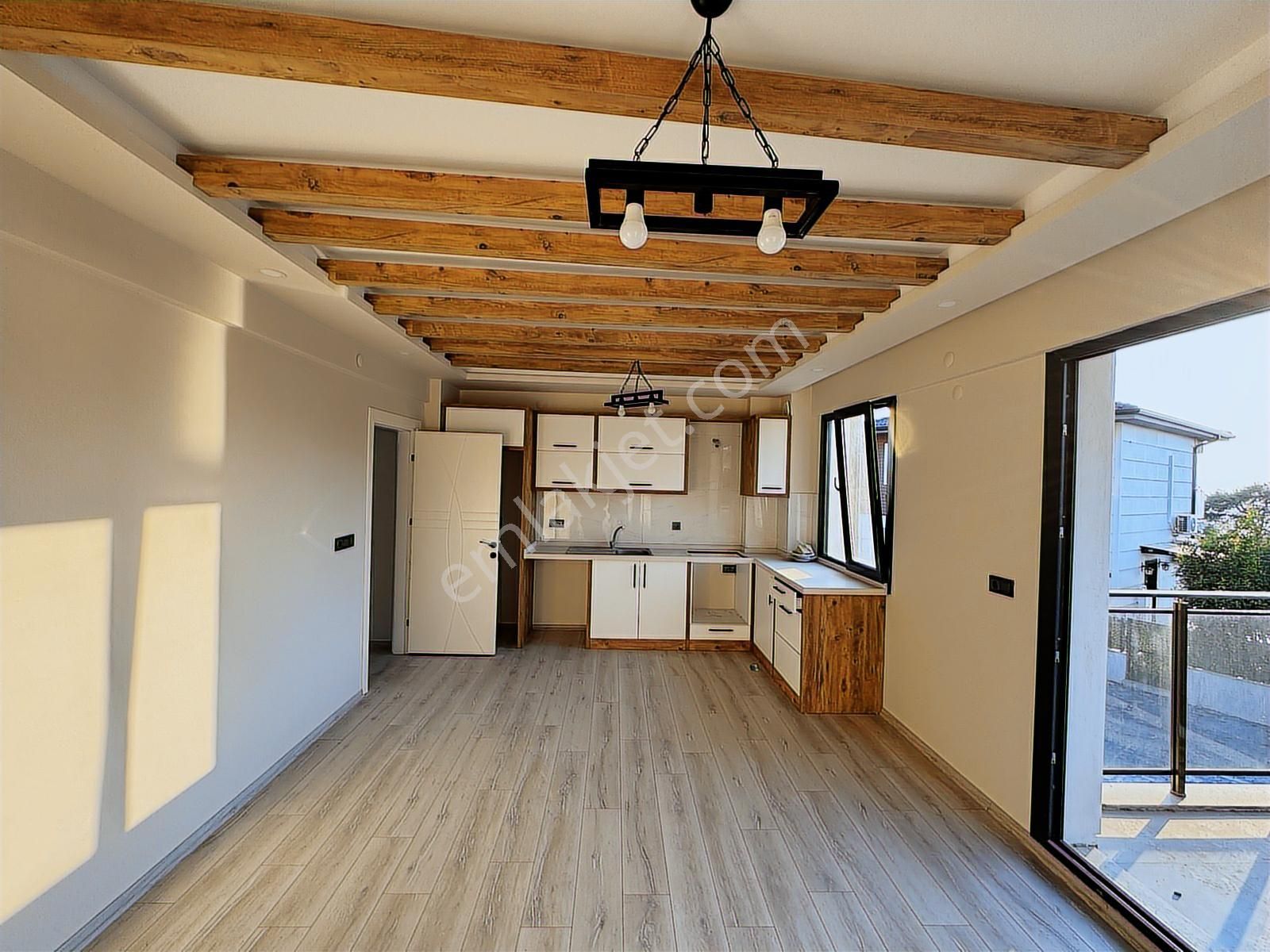 Kent Gayrimenkul'den Satılık Denize Yakın Ara Kat Daire - Görsel 3