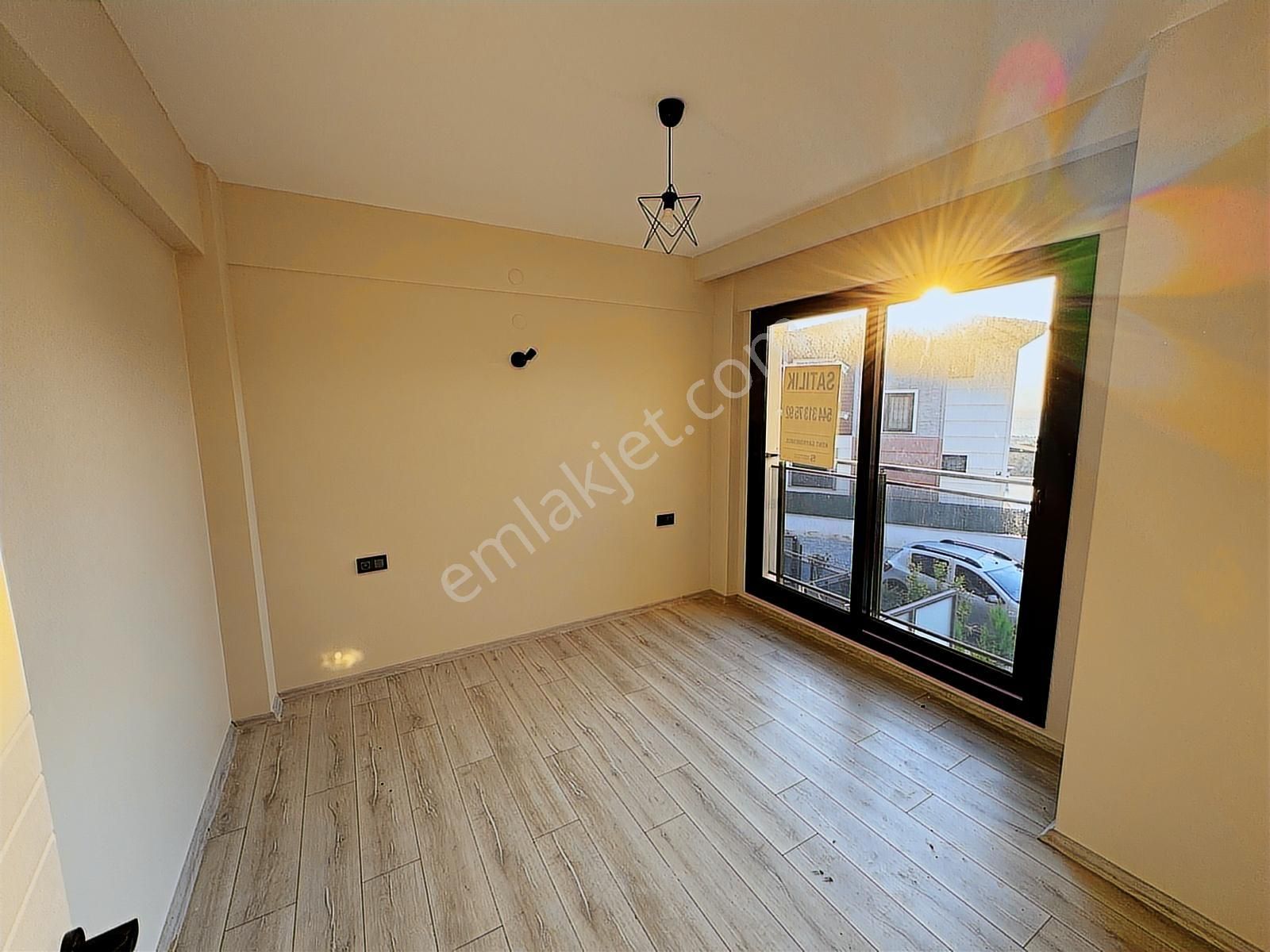 Kent Gayrimenkul'den Satılık Denize Yakın Ara Kat Daire - Görsel 16