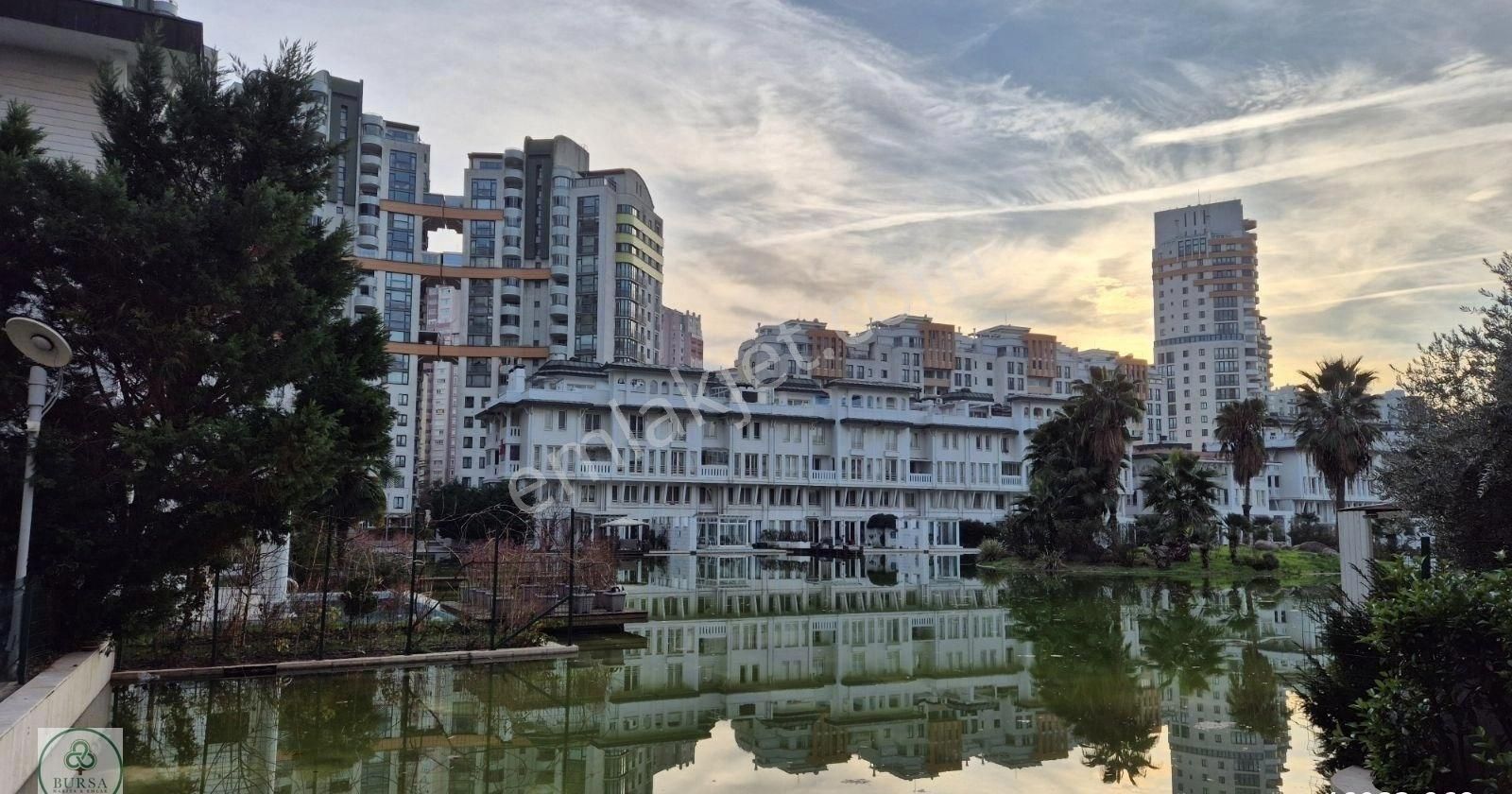 Sinpaş Bursa Modern'de Satılık 3,5+1 Yalı Dairesi