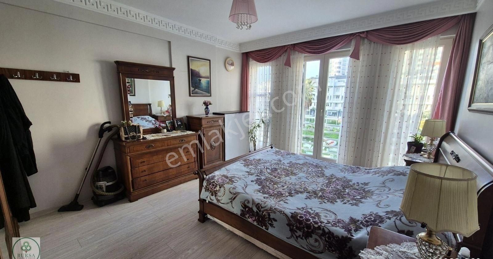 Sinpaş Bursa Modern'de Satılık 3,5+1 Yalı Dairesi - Görsel 7