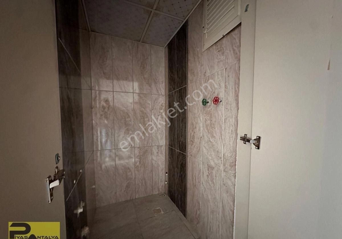 Cadde Üstünde Merkezi Konumda Satılık Asansörlü Daire - Görsel 10