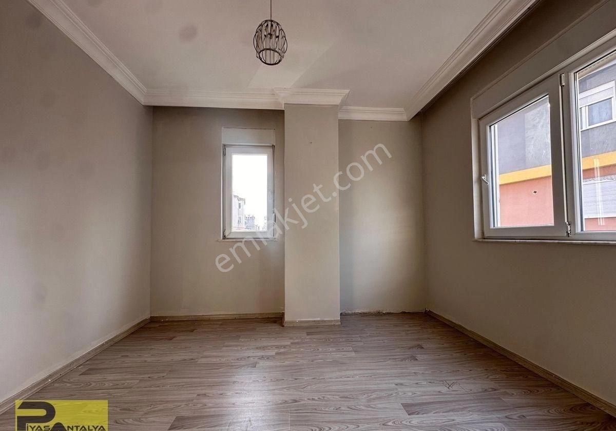 Cadde Üstünde Merkezi Konumda Satılık Asansörlü Daire - Görsel 5