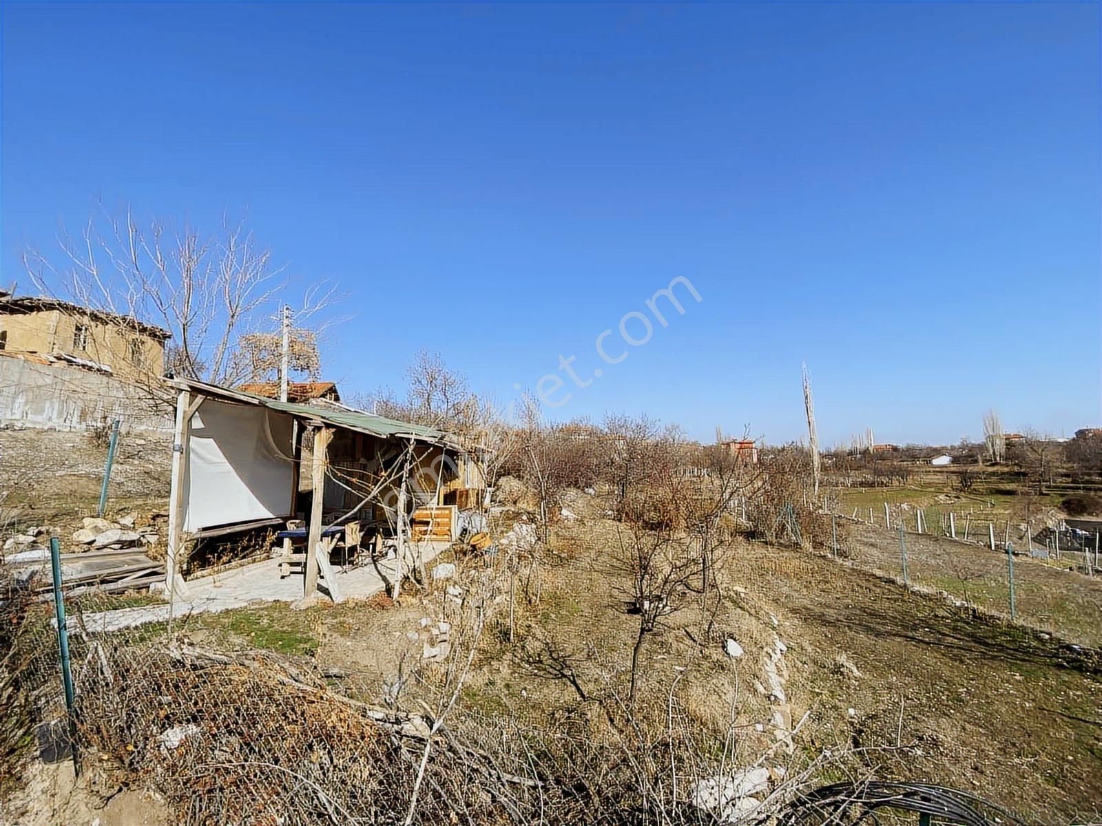 Çayırbağında 290m2 Kurulu Düzen Bahçe Evi Müstakil Tapu - Görsel 15