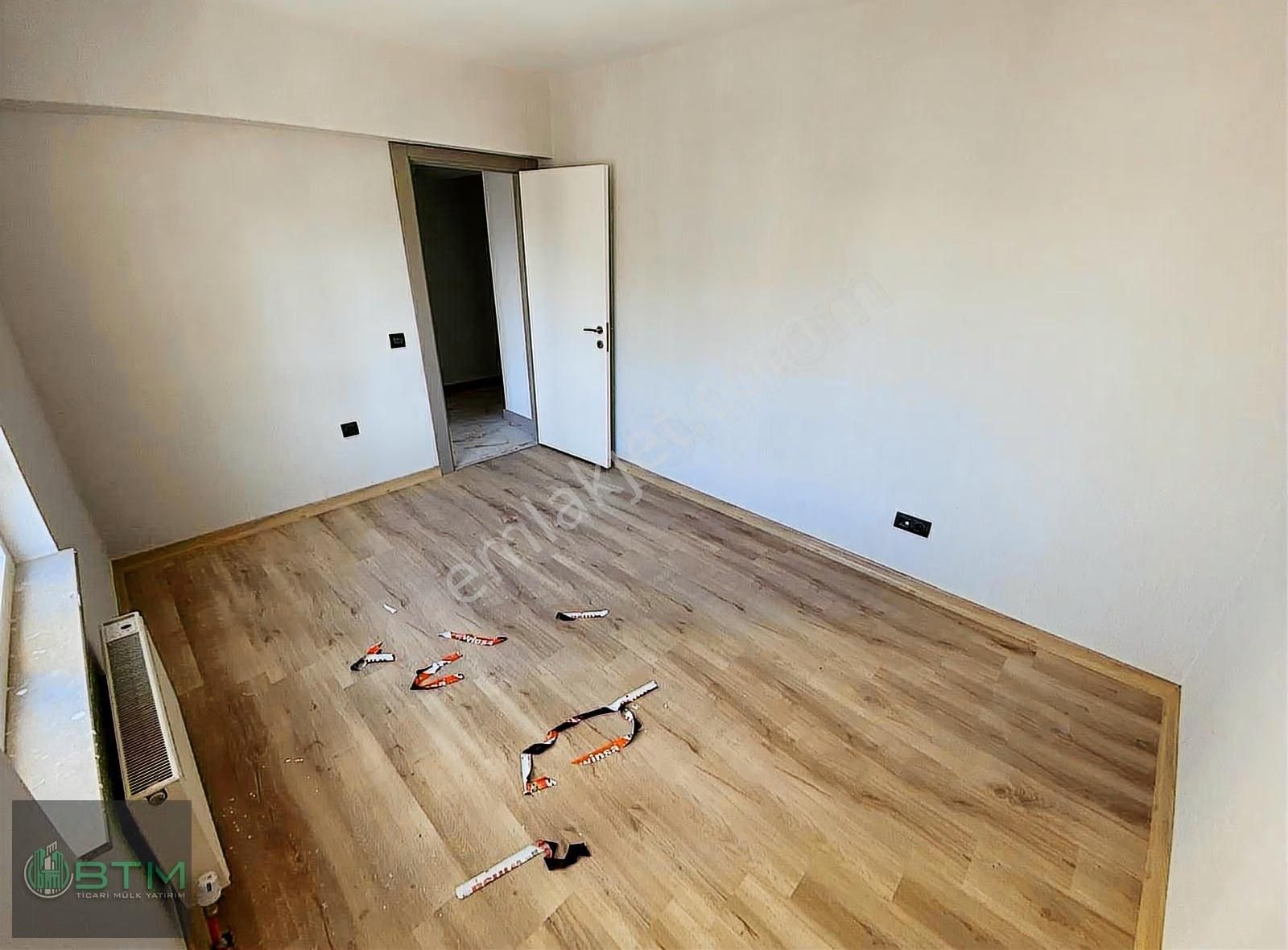 Törekent'te 3+1 Oturuma Hazır Güney Bulvara Cephe Daire Fırsatı - Görsel 32