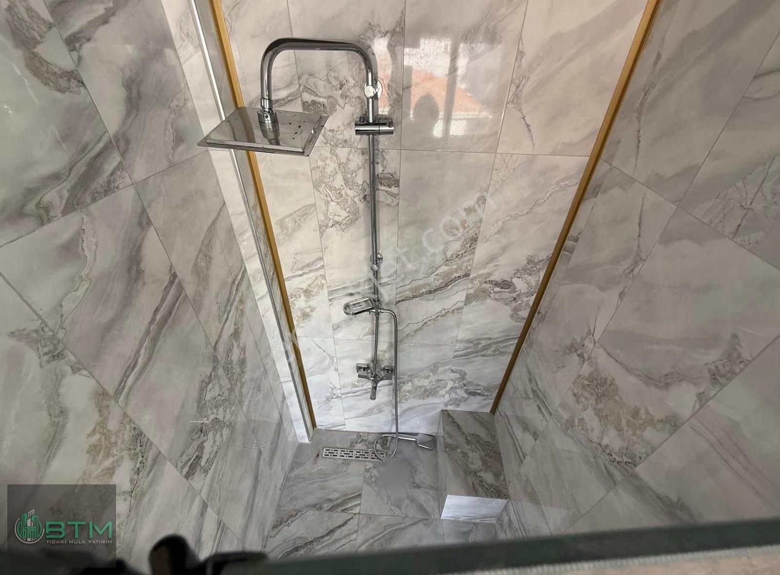 Elvankent Atakent'te E. Banyolu Teraslı Katta Dubleks - 4+2 - Görsel 28