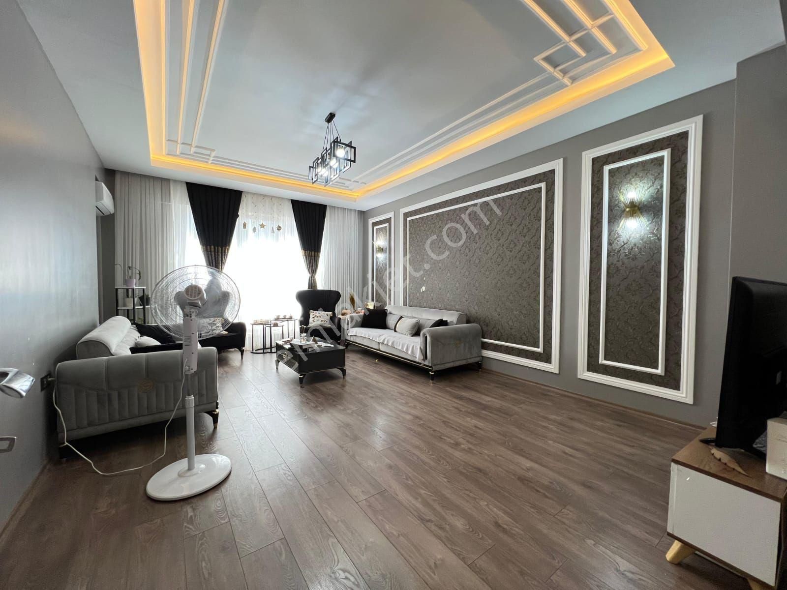 Emlak Diyarından Akkent'te 3,5+1 Merkezi Konumda Satılık Daire - Görsel 3