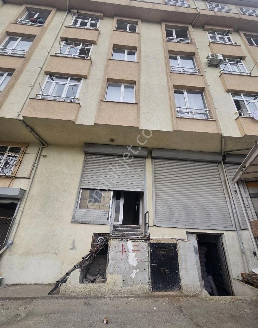 Bagcılar Yüzyıl 42 Evler Mevkinde Satılık Yüksek Depo - Görsel 18