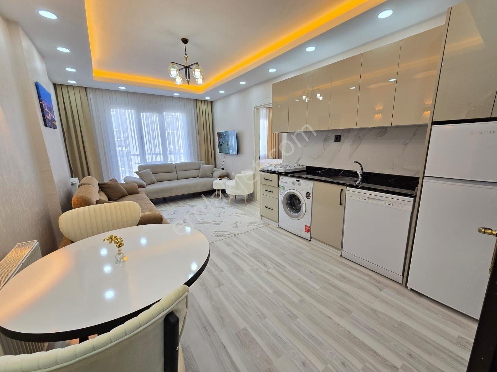 Emlak Diyarından Güneykent'te 1+1 Tramvaya Yakın Satılık Daire