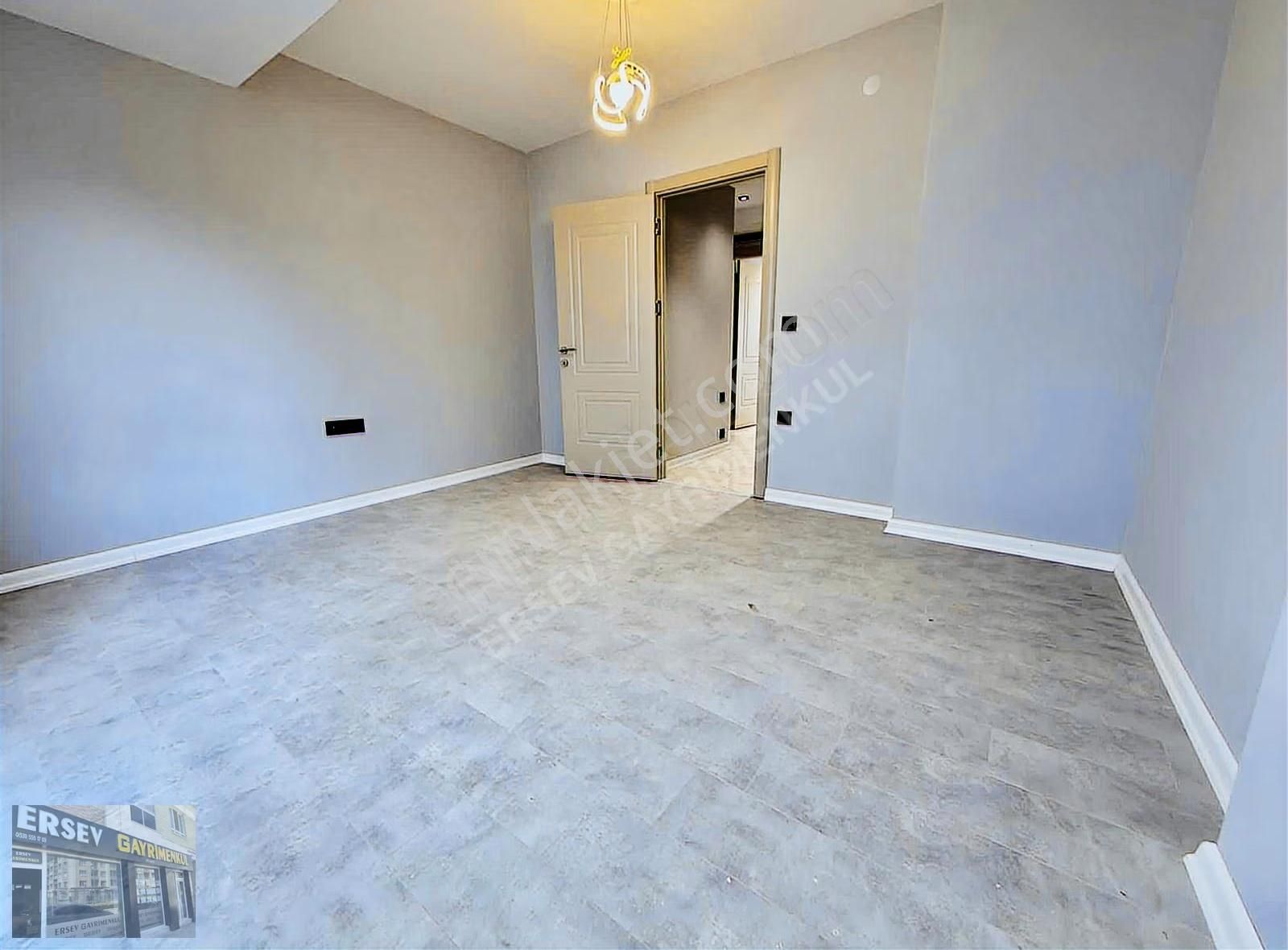 Ersev'den Çamlıca Behçetnecatiğil Yakını 115m2 2+1 - Görsel 11