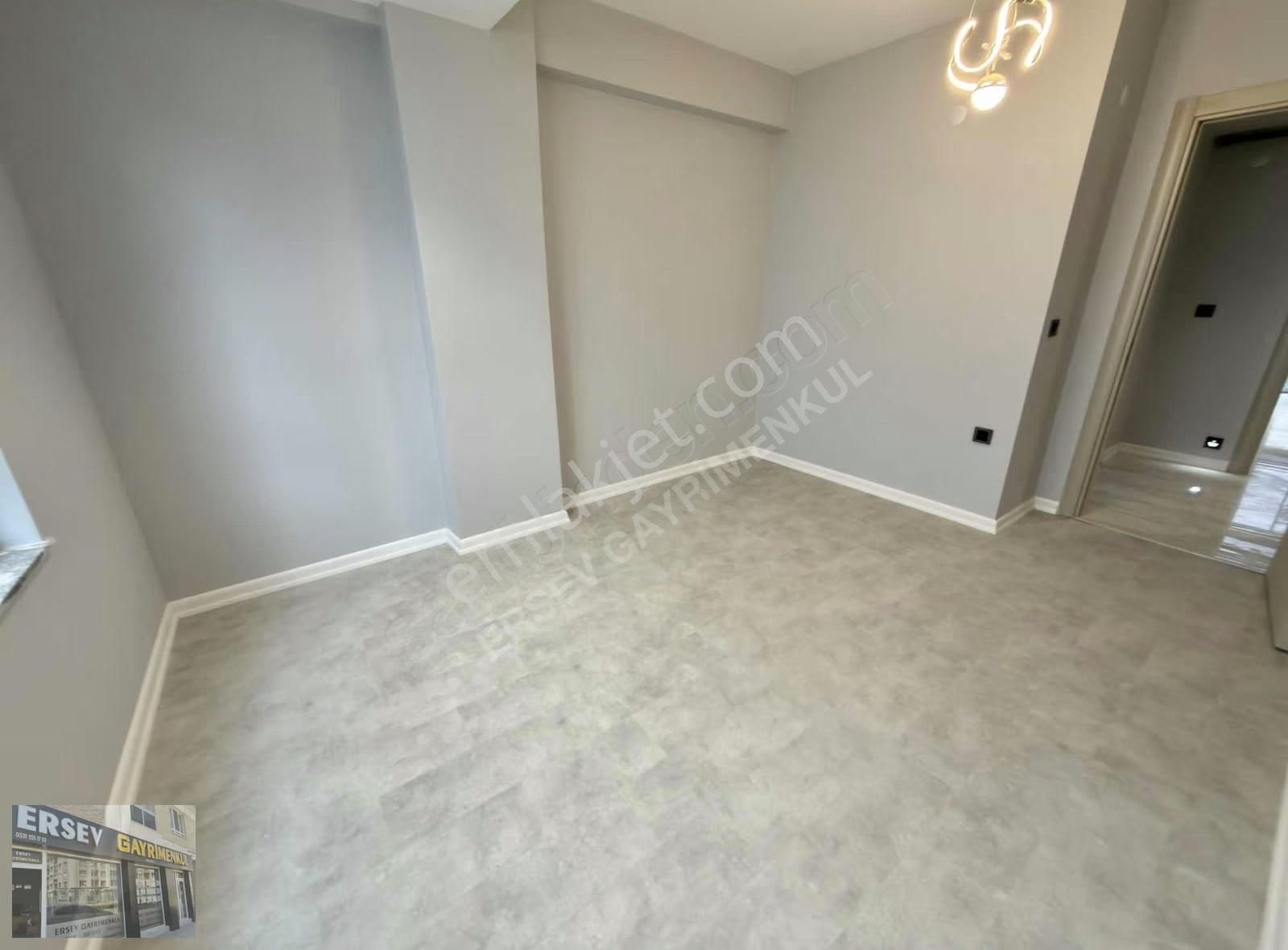 Ersev'den Çamlıca Behçetnecatiğil Yakını 115m2 2+1 - Görsel 20