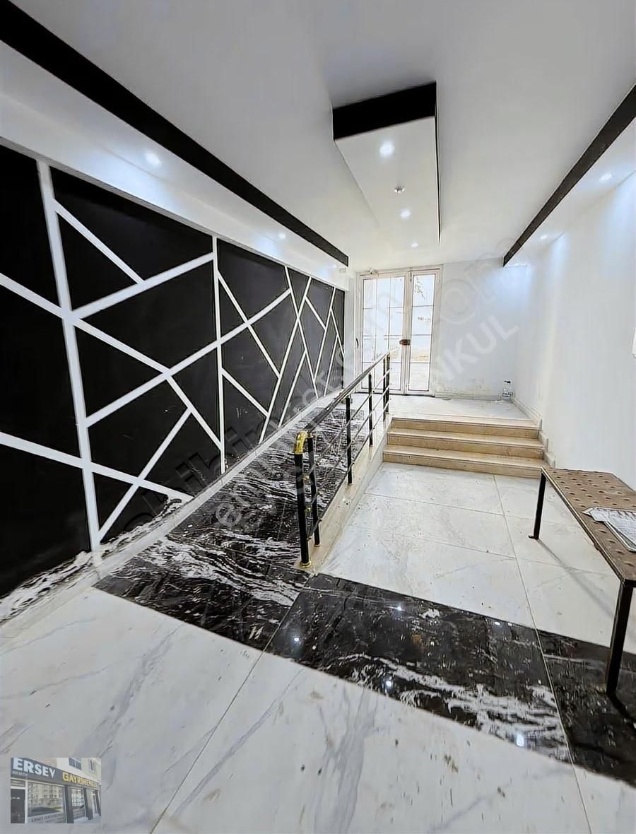 Ersev'den Sütlüce'de Marmaralı Sokak Yakını 70 M2 2+0 - Görsel 2