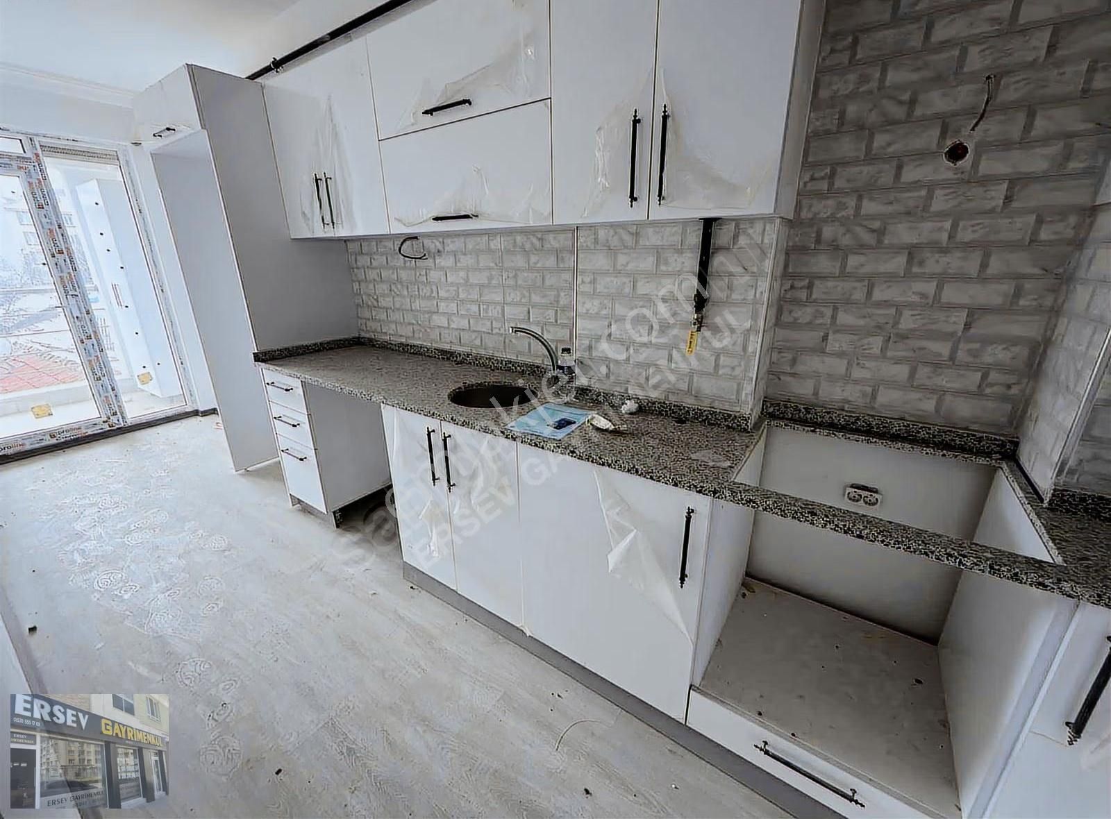 Ersev'den Sütlüce'de Marmaralı Sokak Yakını 70 M2 2+0 - Görsel 16