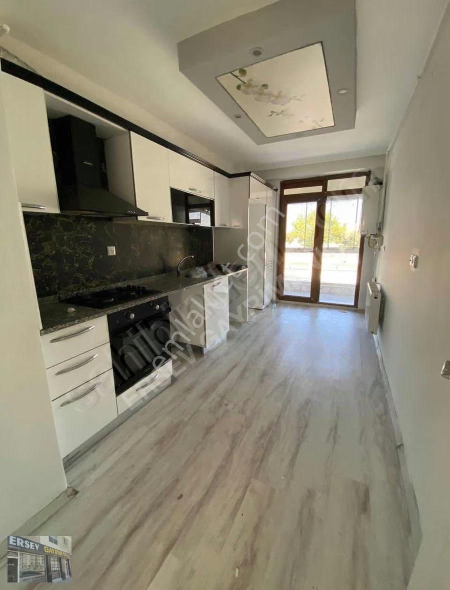 Ersev'den Ulusal Egemenlik Bulvarı Cepheli 100 M2 2+1 - Görsel 29