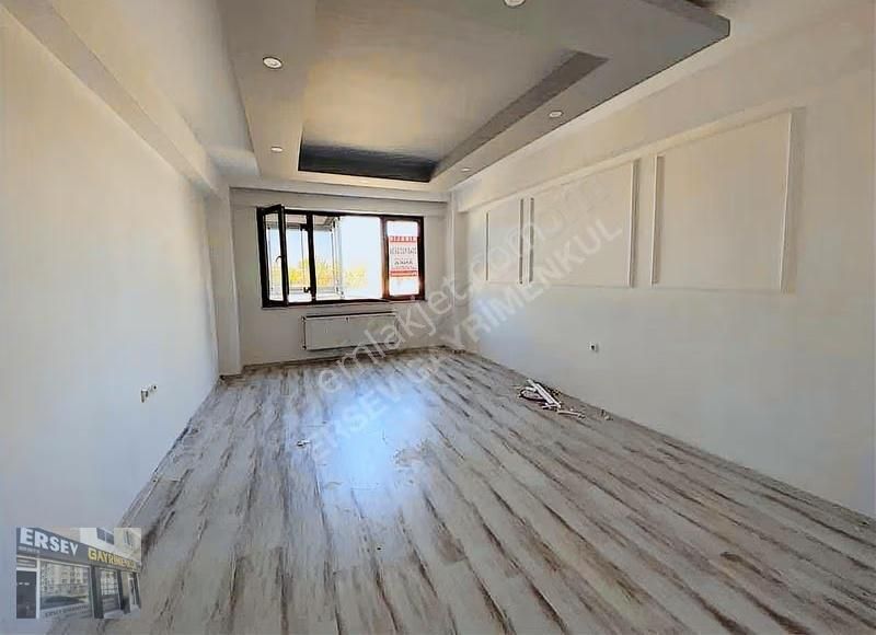 Ersev'den Ulusal Egemenlik Bulvarı Cepheli 100 M2 2+1 - Görsel 3