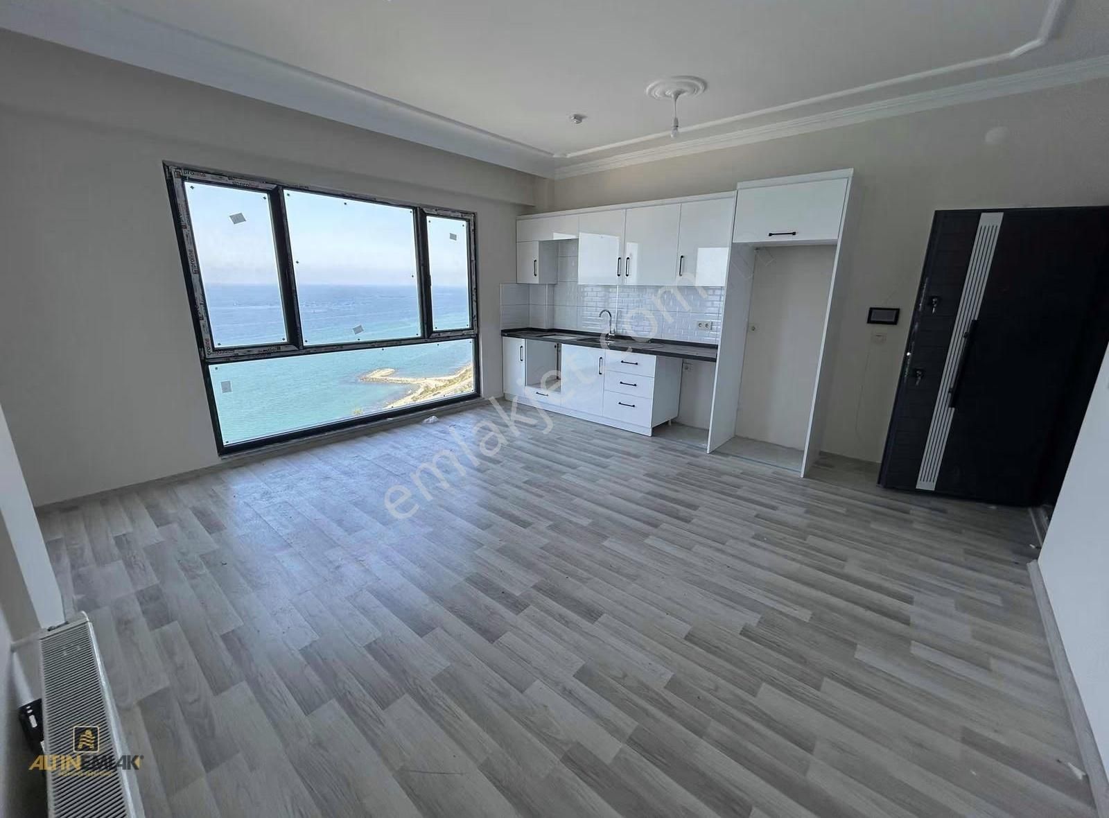 Altın Emlak Trabzonda Satılık 1+1 Daire - Görsel 4