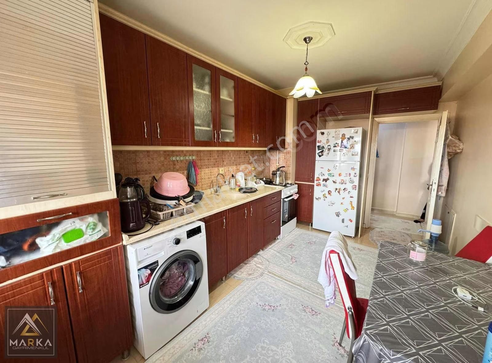 Marka'dan Menderes'te Eski Emniyet Karşısı Arakat 3+1 - Görsel 4