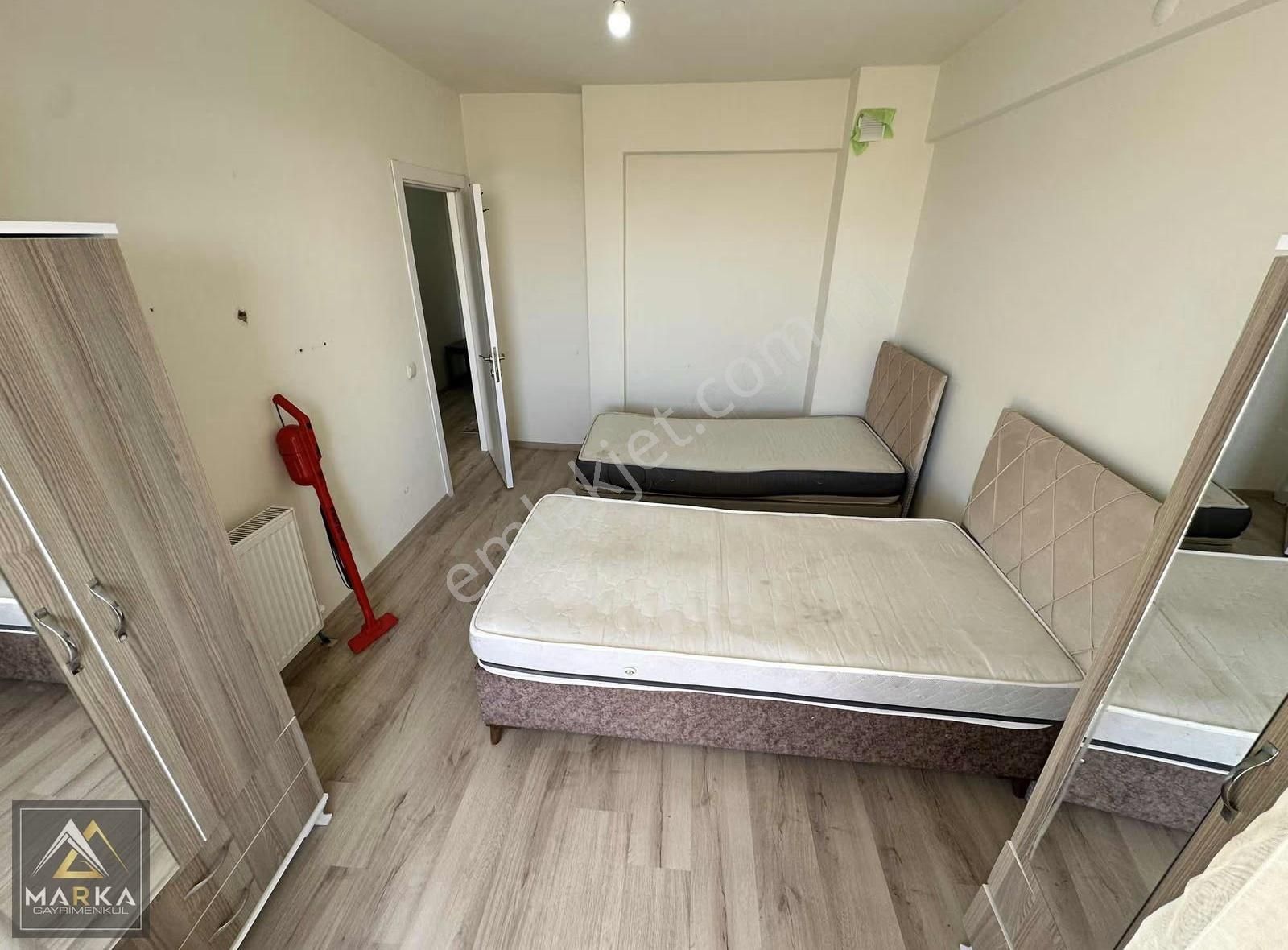 Marka'dan D.p.ü Karşısı Kirazpınar Mh. Balkonlu Eşyalı 1+1 Daire - Görsel 2