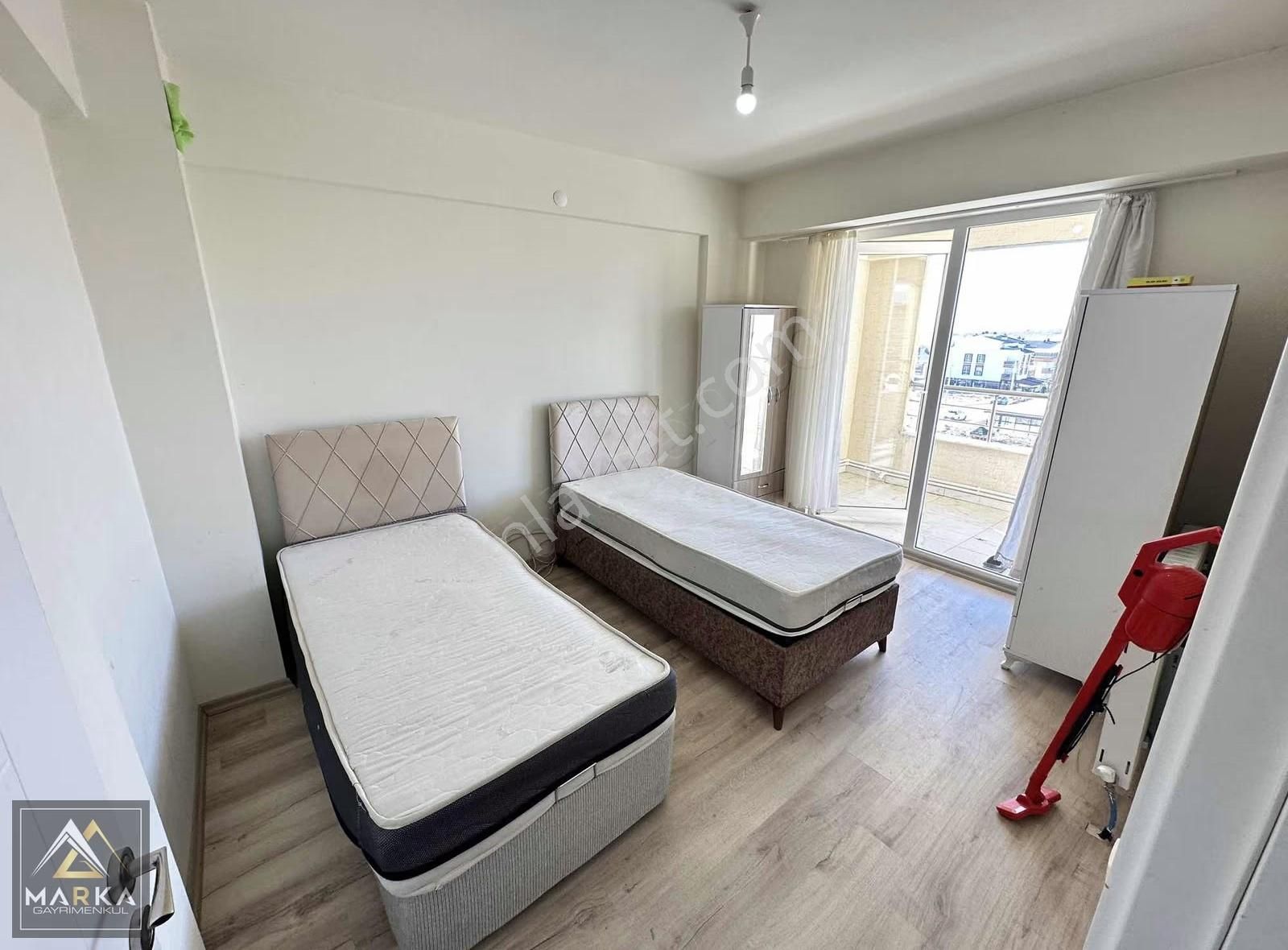 Marka'dan D.p.ü Karşısı Kirazpınar Mh. Balkonlu Eşyalı 1+1 Daire - Görsel 18