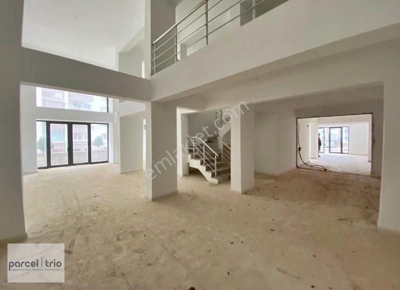 Tahsin Örslü'den 19 Mayıs Blv Cephe Kiracılı Satılık Dükkan - Görsel 13