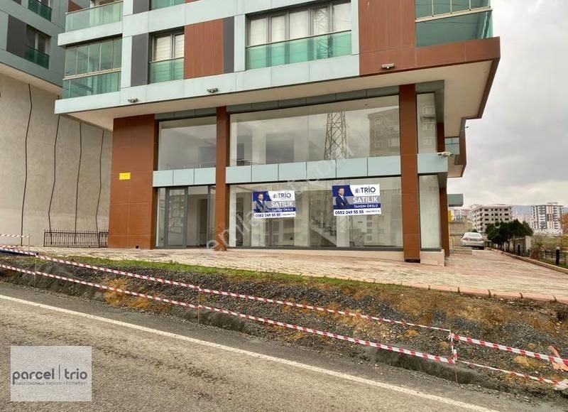Tahsin Örslü'den 19 Mayıs Blv Cephe Kiracılı Satılık Dükkan - Görsel 12