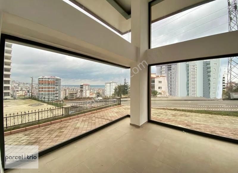 Tahsin Örslü'den 19 Mayıs Blv Cephe Kiracılı Satılık Dükkan - Görsel 14