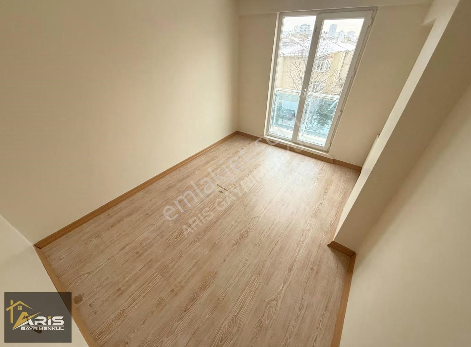 Aristen Ovacıkta Cadde Üzeri-katta-yeni Bina-çift Banyolu-lüx3+1 - Görsel 20